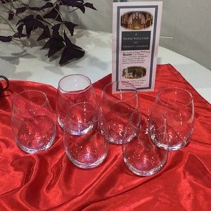 Stemless wine glasses